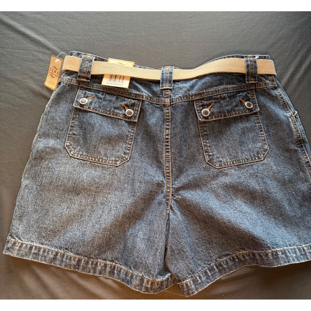 Zena Denim Jeans Womens High Waisted Jean Shorts Medium Wash Belted Size 16 NWT - Picture 3 of 3